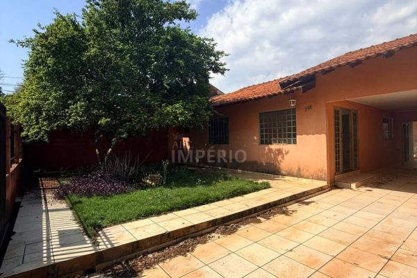 Casa no Conjunto Requião 085